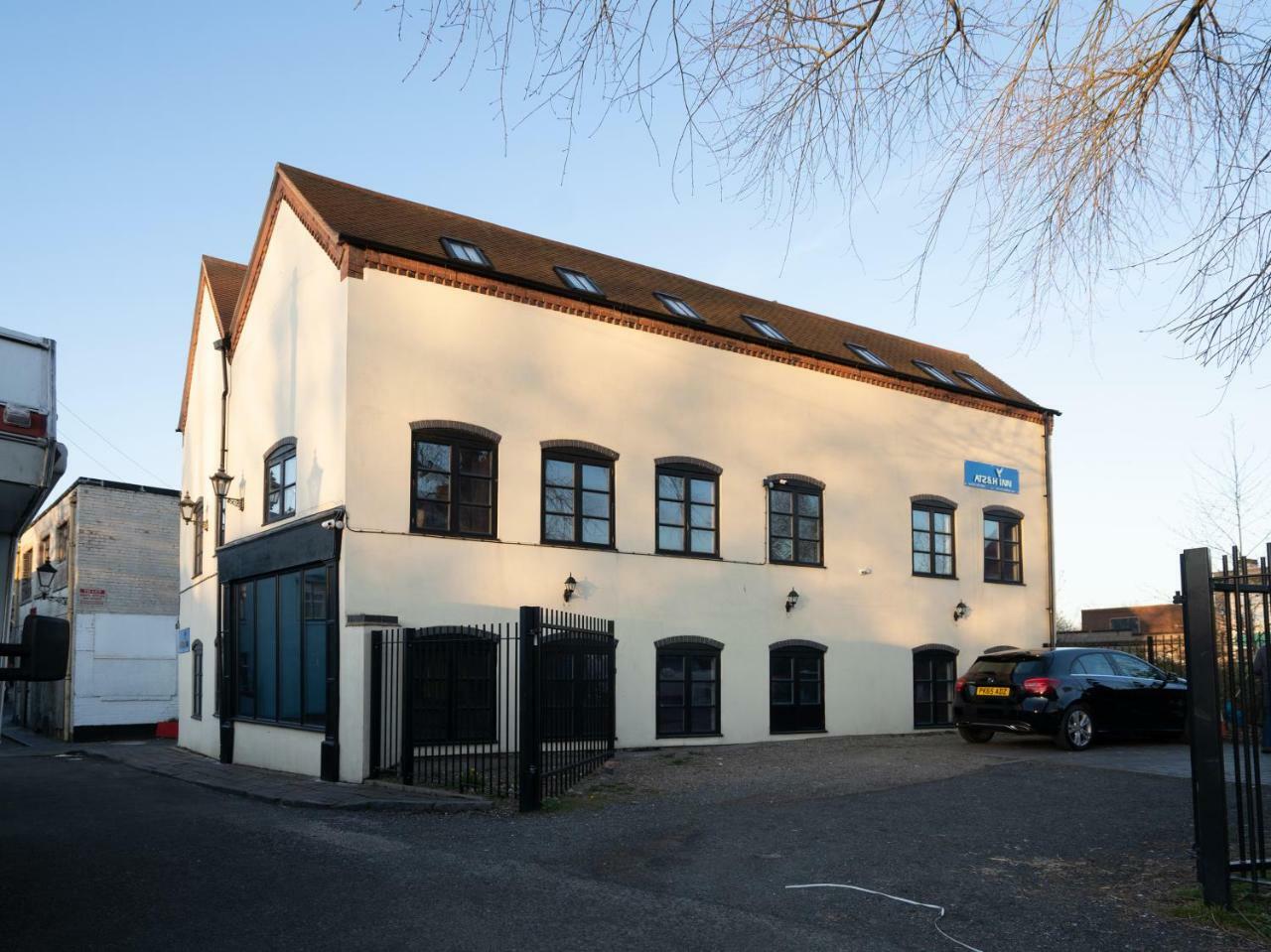 ATZ&H Inn Bilston Exterior foto