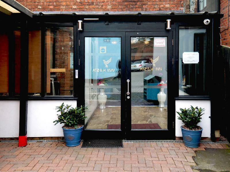ATZ&H Inn Bilston Exterior foto